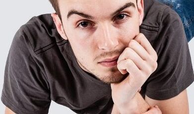 Un home quere aumentar o seu pene naturalmente